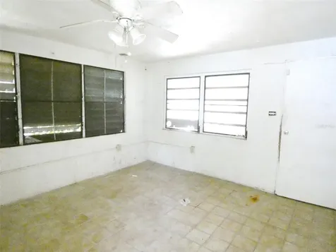 491 Calle Gladiola Vieques PR 00765