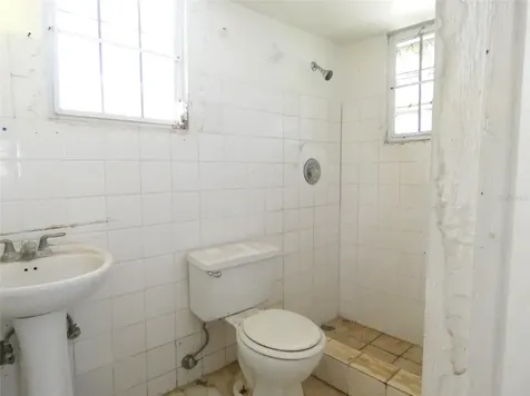 491 Calle Gladiola Vieques PR 00765