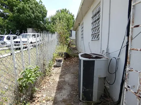 491 Calle Gladiola Vieques PR 00765