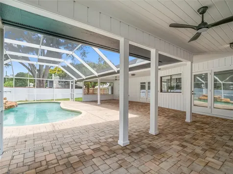 15901 Dover Cliffe Drive Lutz FL 33548