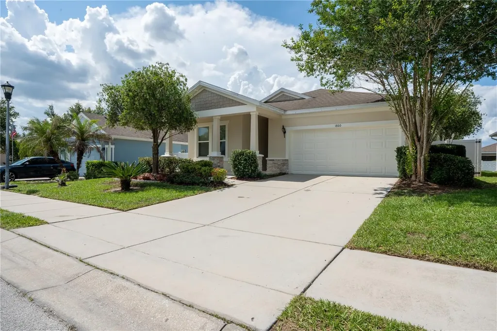 1860 Skyview Drive Auburndale FL 33823
