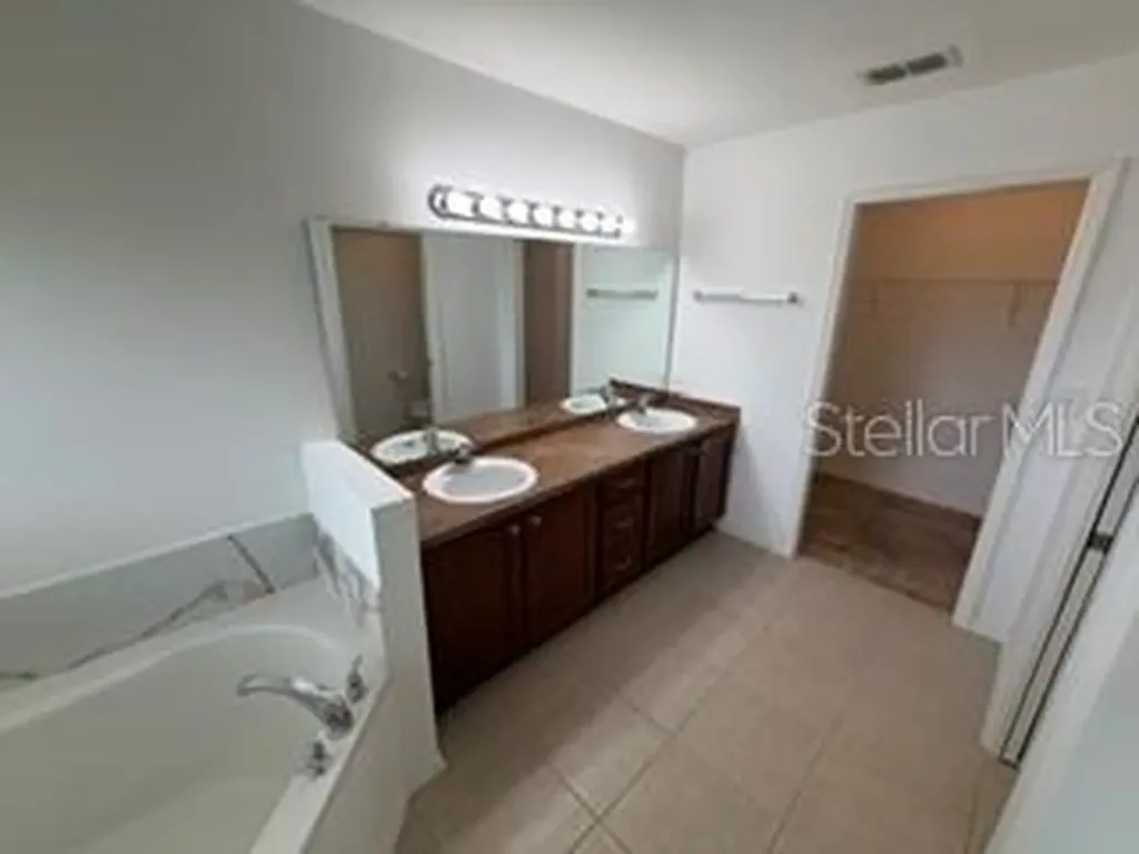 110 Olive Tree Circle Altamonte Springs FL 32714