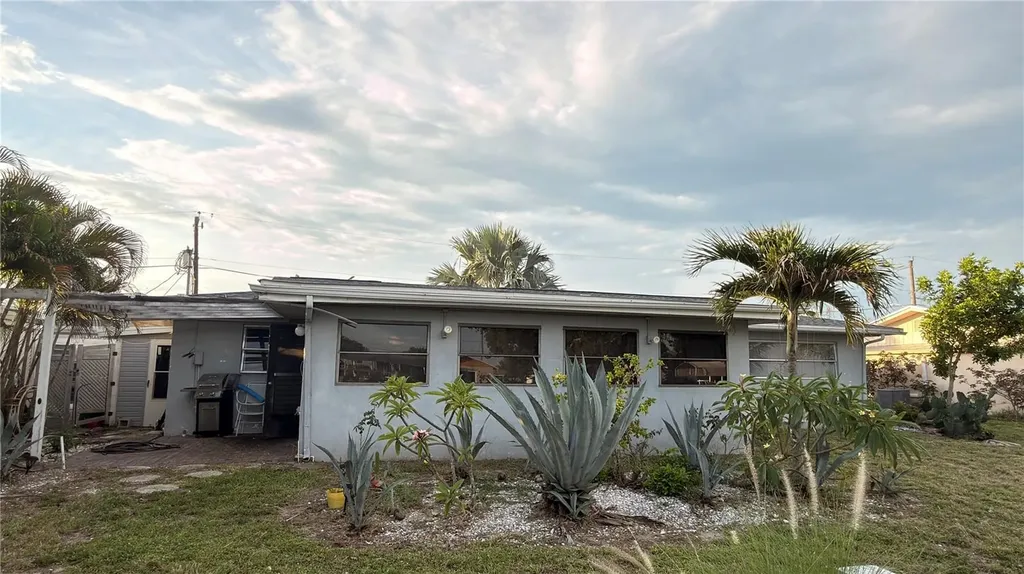 115 Bedford Drive NE Port Charlotte FL 33952