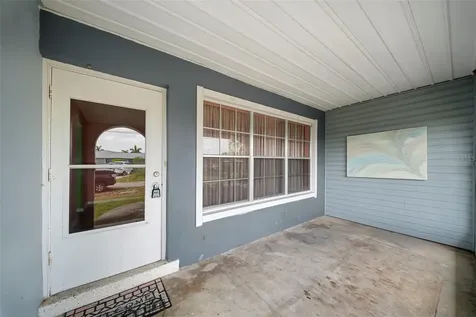 115 Bedford Drive NE Port Charlotte FL 33952