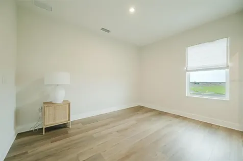 7910 Lake Flores Avenue Bradenton FL 34210