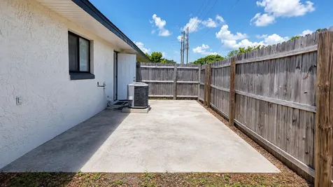 605 Northlake Boulevard Altamonte Springs FL 32701