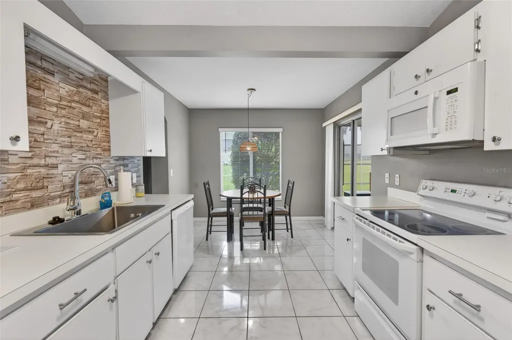 2100 NW 50th Circle Ocala FL 34482