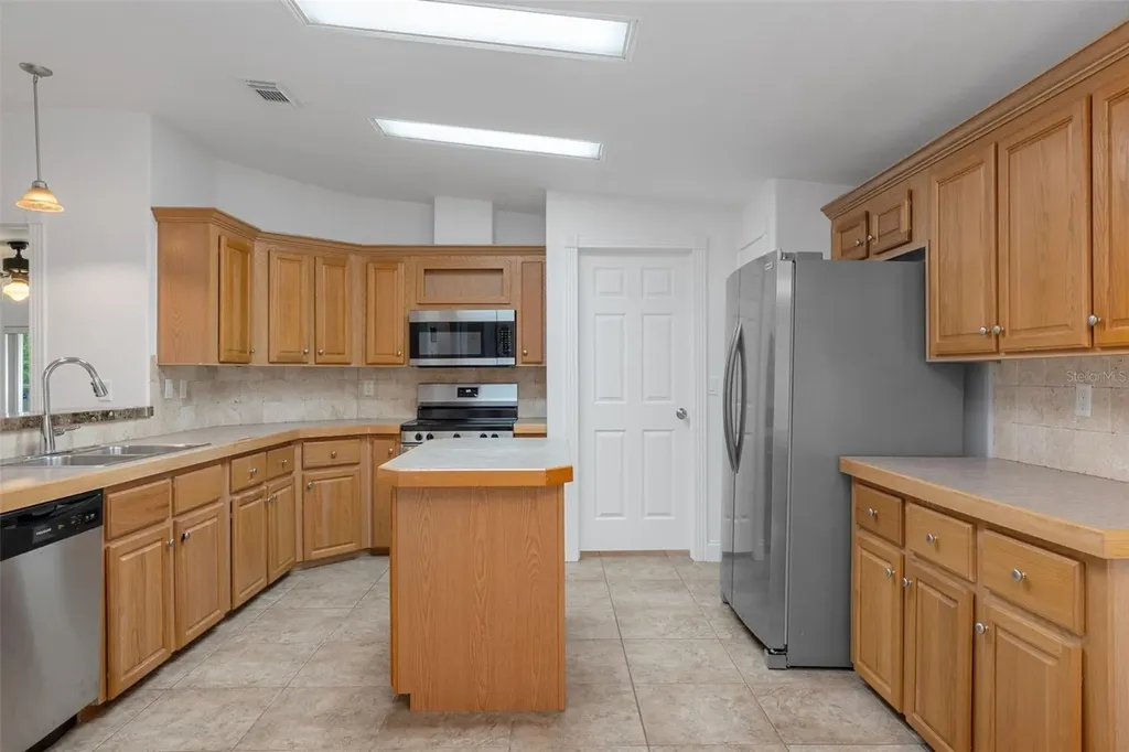 5290 W Rochelle Street Homosassa FL 34446