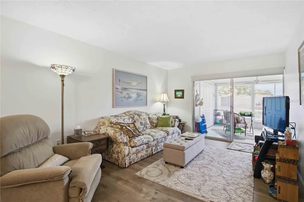2814 Swifton Drive Sarasota FL 34231