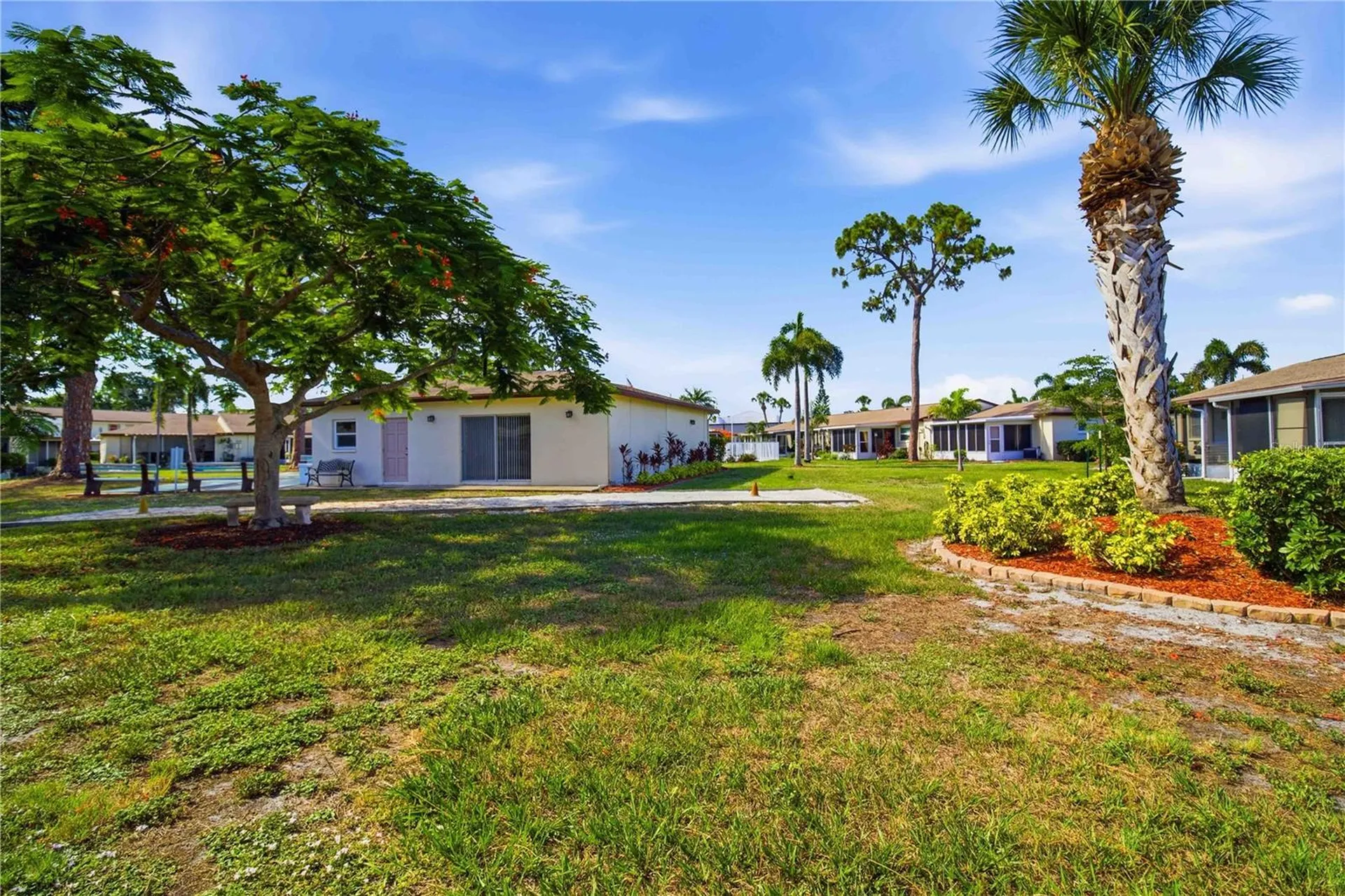 2814 Swifton Drive Sarasota FL 34231