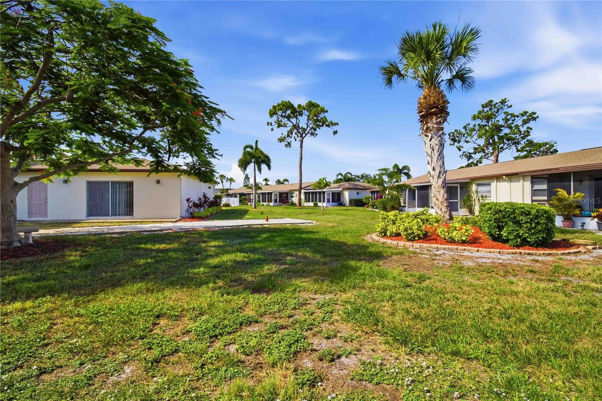 2814 Swifton Drive Sarasota FL 34231
