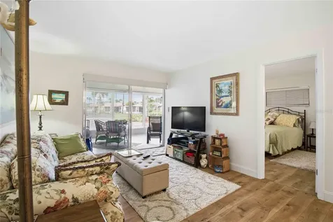 2814 Swifton Drive Sarasota FL 34231