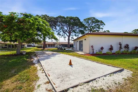 2814 Swifton Drive Sarasota FL 34231