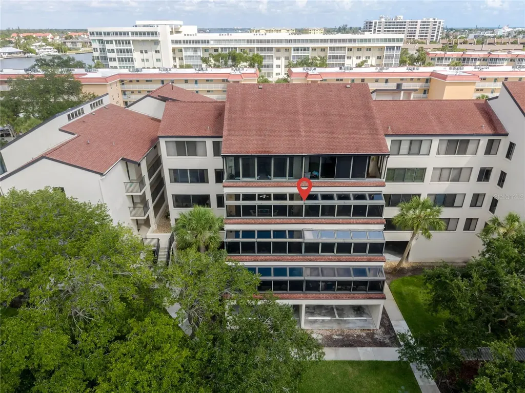 6267 Midnight Pass Road Sarasota FL 34242