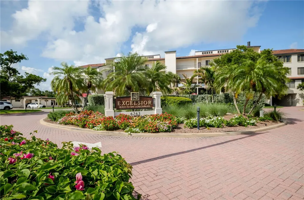6267 Midnight Pass Road Sarasota FL 34242