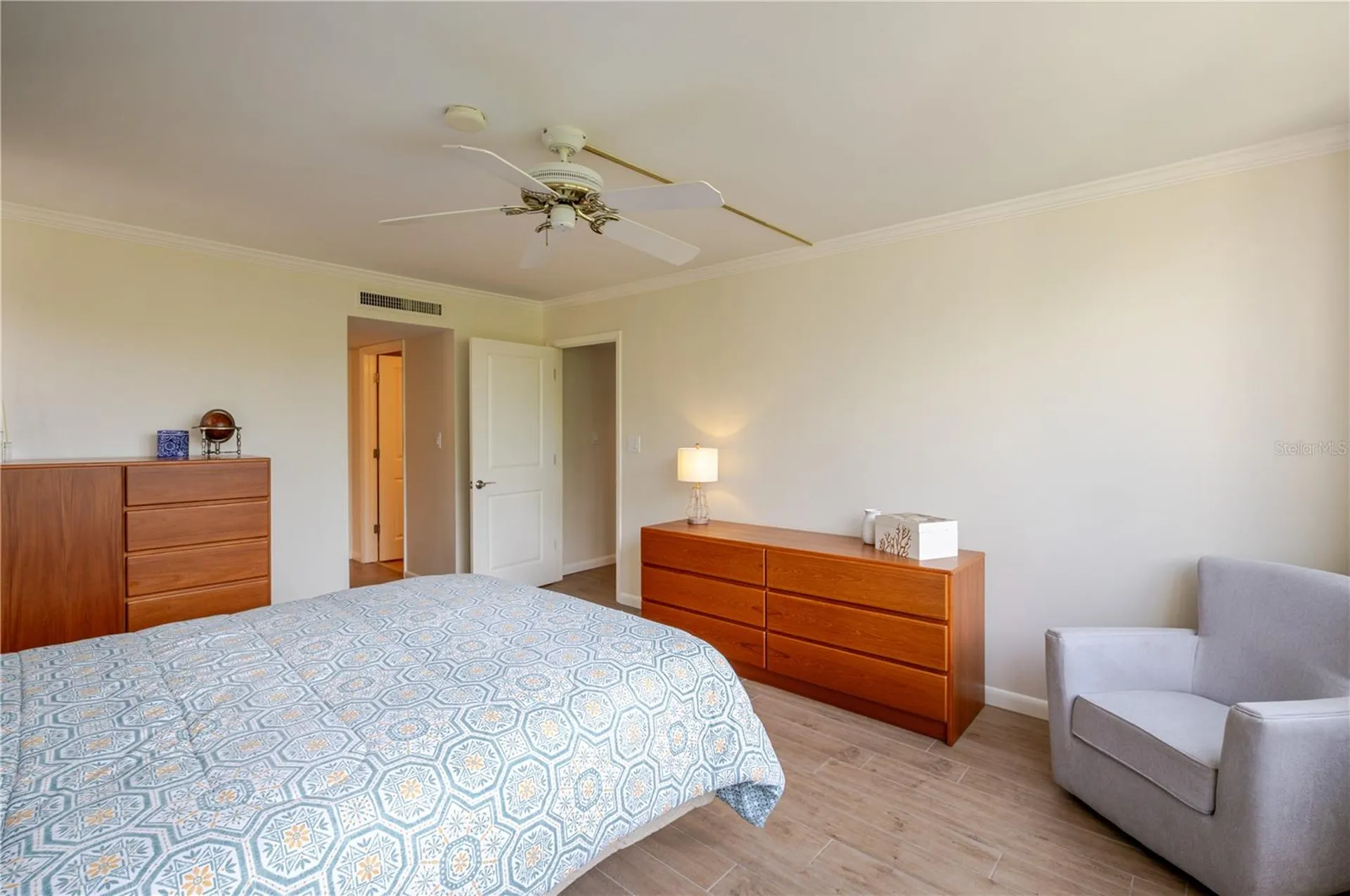 6267 Midnight Pass Road Sarasota FL 34242