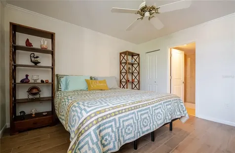 6267 Midnight Pass Road Sarasota FL 34242