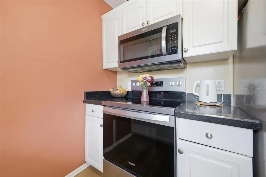 115 Brown Street Bradenton FL 34208