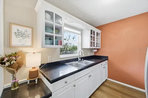 115 Brown Street Bradenton FL 34208