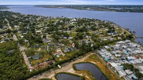 115 Brown Street Bradenton FL 34208