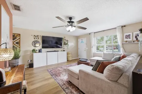 115 Brown Street Bradenton FL 34208