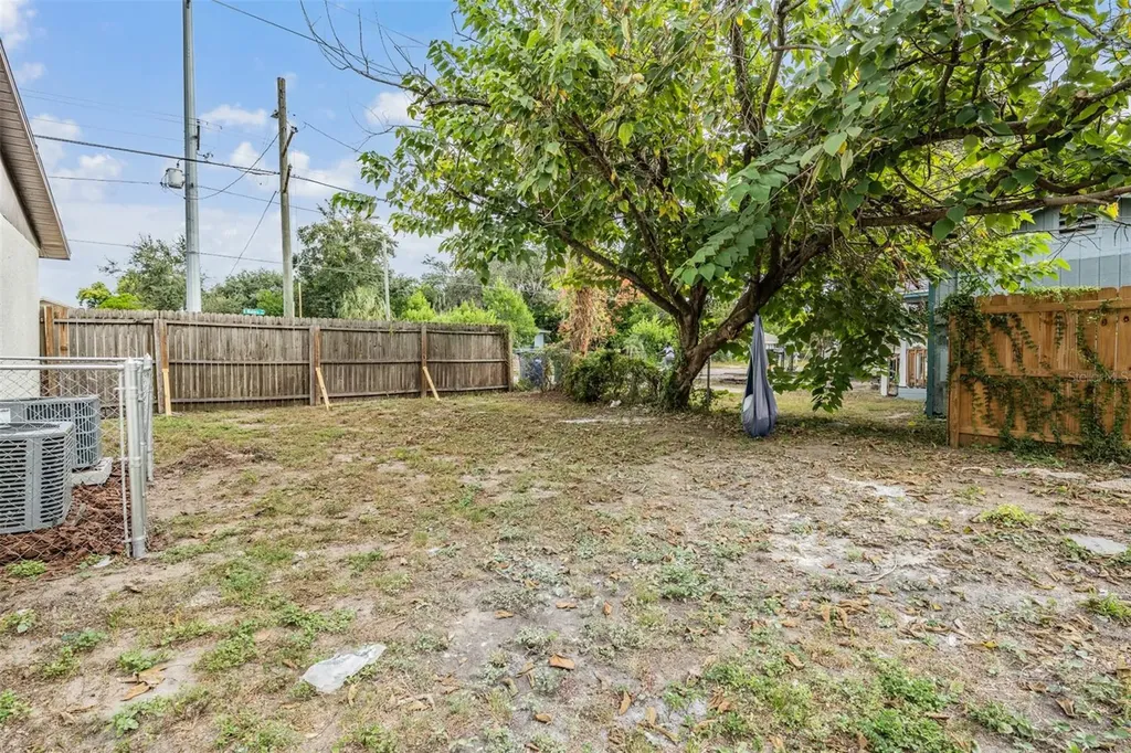 8317 N Marks Street Tampa FL 33604