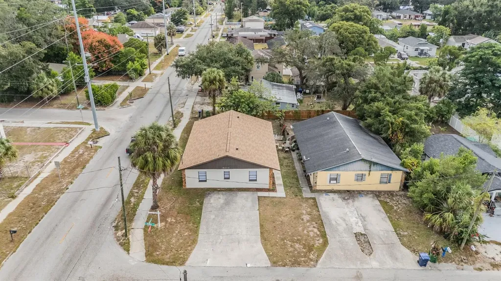 8317 N Marks Street Tampa FL 33604
