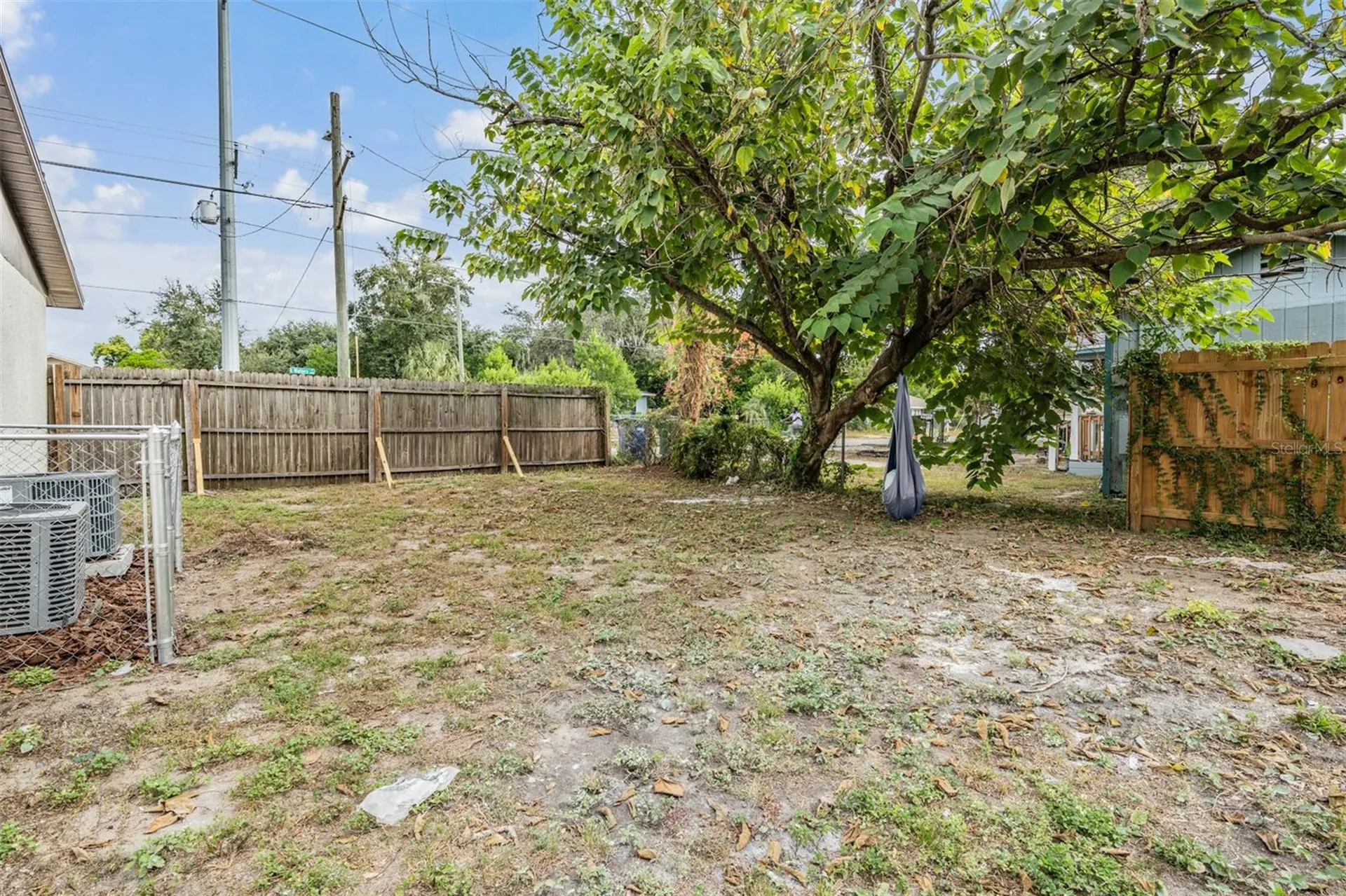 8317 N Marks Street Tampa FL 33604