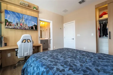 10431 Siddington Drive Orlando FL 32832