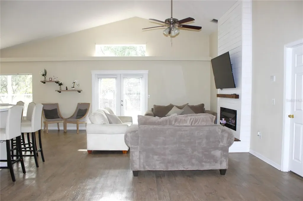 13748 Meade Court Hudson FL 34667