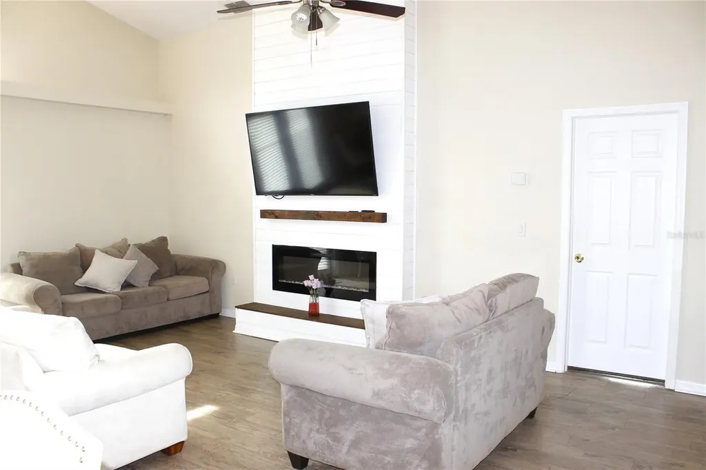 13748 Meade Court Hudson FL 34667