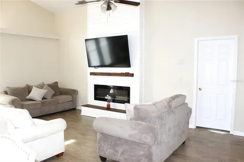 13748 Meade Court Hudson FL 34667