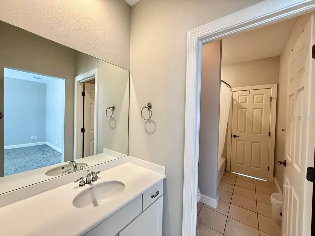 5405 Cafrey Place Apollo Beach FL 33572