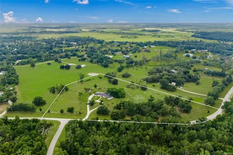 5240 Myakka Valley Trail Sarasota FL 34241