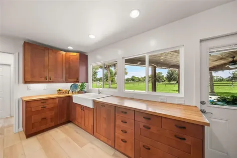 5240 Myakka Valley Trail Sarasota FL 34241
