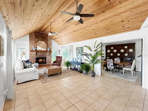 5240 Myakka Valley Trail Sarasota FL 34241