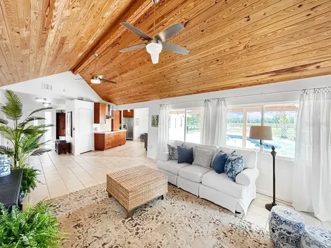 5240 Myakka Valley Trail Sarasota FL 34241