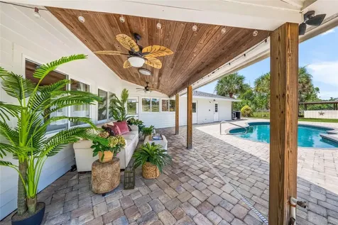 5240 Myakka Valley Trail Sarasota FL 34241