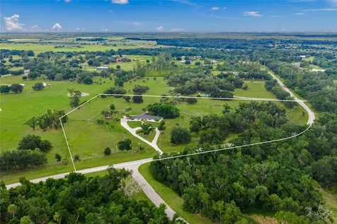 5240 Myakka Valley Trail Sarasota FL 34241
