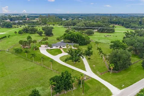 5240 Myakka Valley Trail Sarasota FL 34241