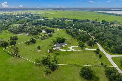 5240 Myakka Valley Trail Sarasota FL 34241