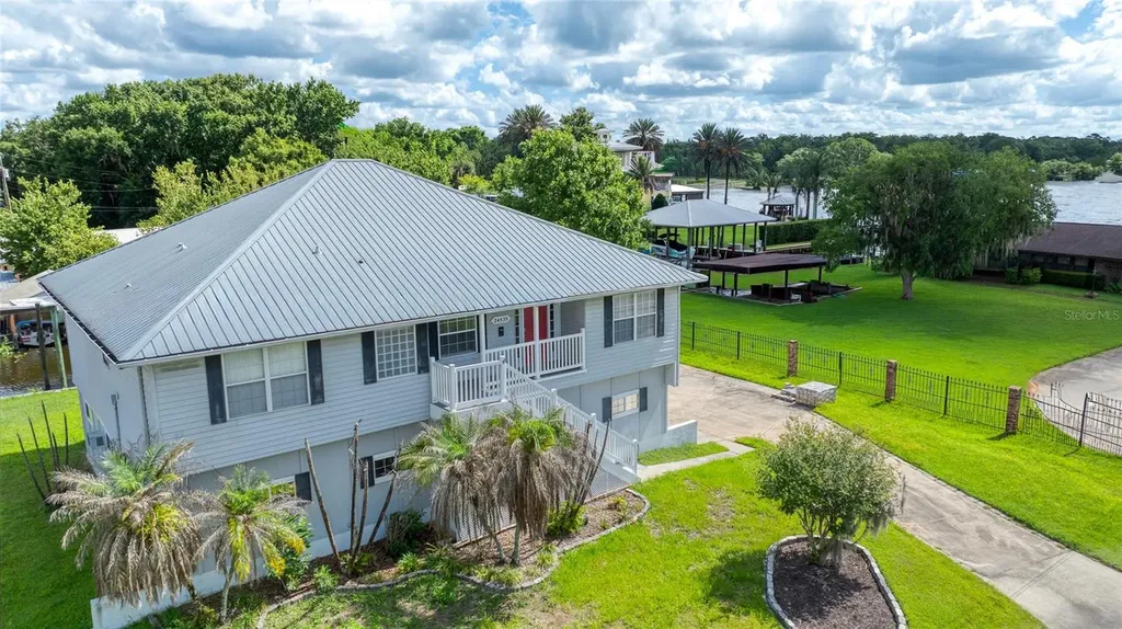 24535 Bonnet Road Astor FL 32102