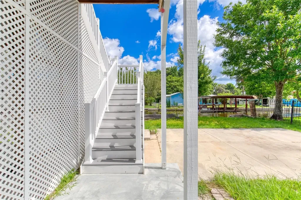 24535 Bonnet Road Astor FL 32102