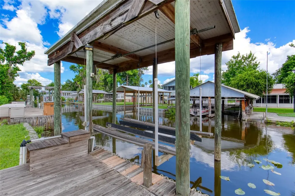 24535 Bonnet Road Astor FL 32102