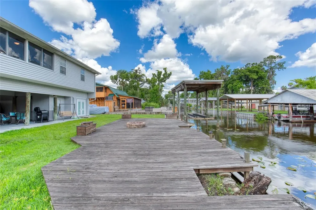 24535 Bonnet Road Astor FL 32102