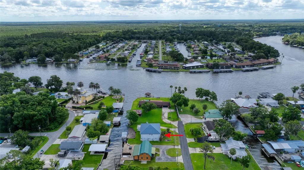 24535 Bonnet Road Astor FL 32102