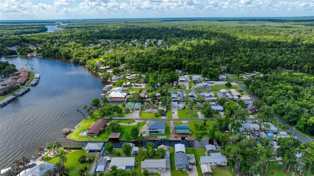 24535 Bonnet Road Astor FL 32102