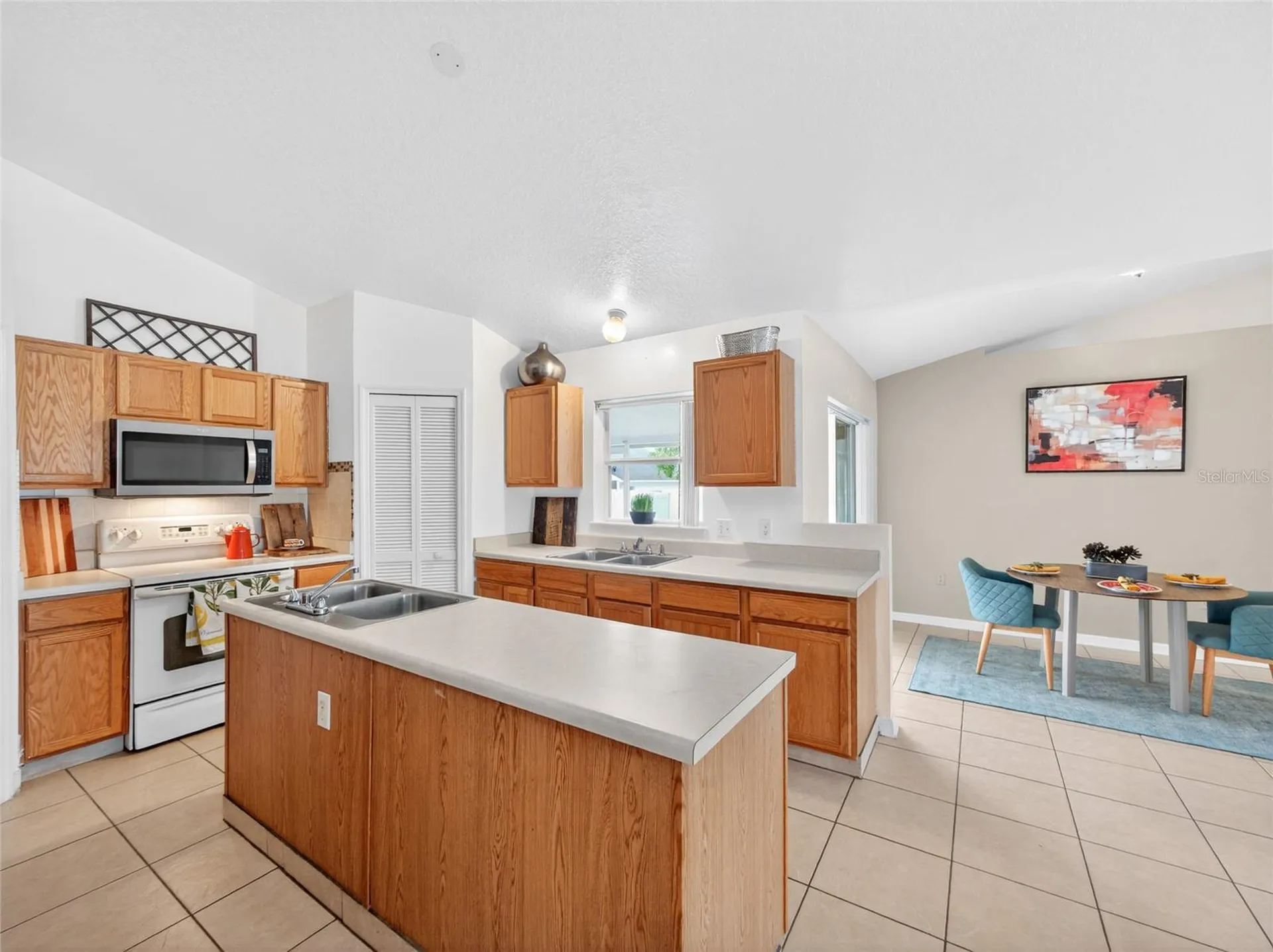 2589 Hunley Loop Kissimmee FL 34743