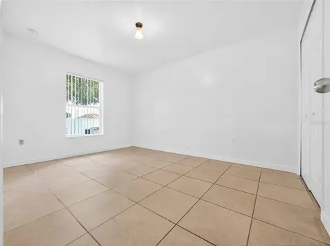 2589 Hunley Loop Kissimmee FL 34743