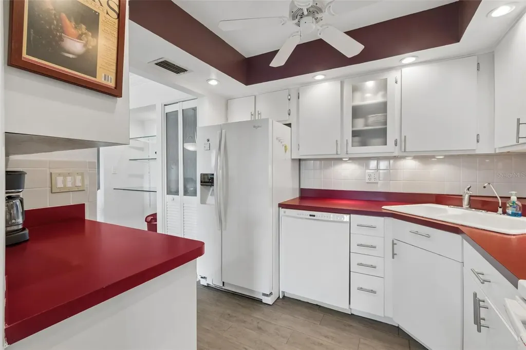 1714 69th Avenue W Bradenton FL 34207